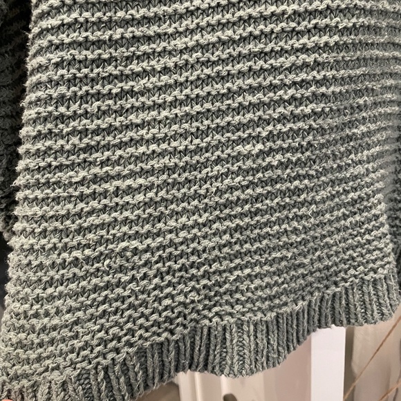 Aerie green open backed sweater small - Picture 4 of 5